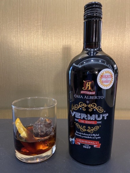 img4_Vermut Pack 3 botellas 0.75 ls. (envejecido 12 meses)
                        producto